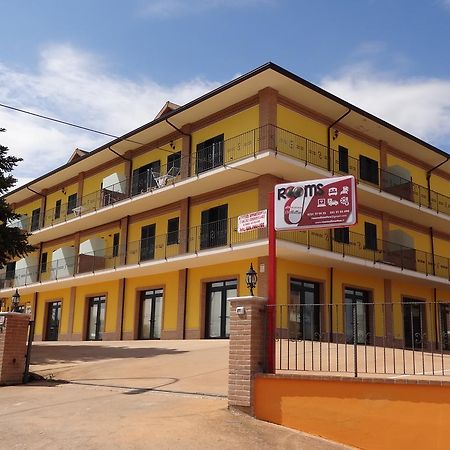 Affittacamere Rooms Di Matteo San Paolo di Iesi エクステリア 写真